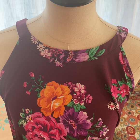Torrid Floral Tank - Picture 3 of 5
